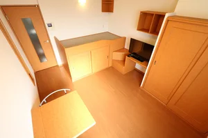 のマンスリーマンション・ウィークリーマンション「レオパレスグリーン　リーブズ 108(No.1364774)」メイン画像