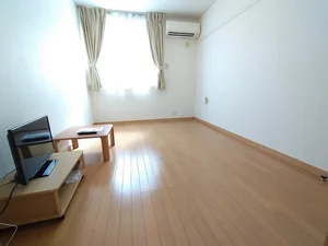 のマンスリーマンション・ウィークリーマンション「レオパレスルミエール　駒場東大 101(No.1364915)」メイン画像