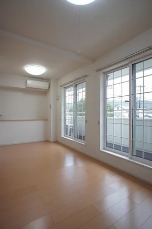 のマンスリーマンション・ウィークリーマンション「ラ・フォートⅢ 203・洋室(No.1364963)」メイン画像