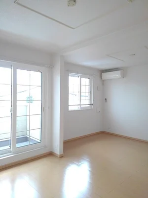 のマンスリーマンション・ウィークリーマンション「リバーサイド　タウン　Ｂ 203・洋室(No.1365180)」メイン画像