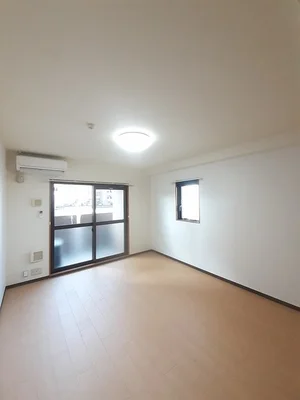 香川県のマンスリーマンション・ウィークリーマンション「デイ　ドリーム 108・洋室(No.1365254)」メイン画像