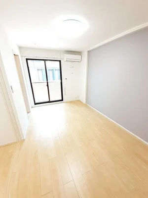 高知県のマンスリーマンション・ウィークリーマンション「カーサ・モデルノ 102・洋室(No.1365280)」メイン画像