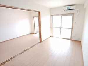 西九州大学佐賀キャンパス周辺のマンスリーマンション・ウィークリーマンション「ヴィラコート・ラ・セーヌ 408・洋室(No.1365341)」メイン画像