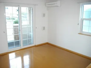 のマンスリーマンション・ウィークリーマンション「プルメリア 101・洋室(No.1365372)」メイン画像