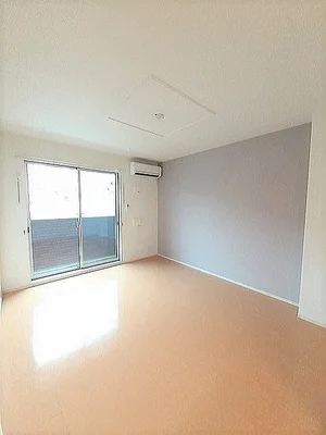 のマンスリーマンション・ウィークリーマンション「ソレイユフィールドⅢ 102・洋室(No.1365427)」メイン画像