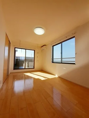 のマンスリーマンション・ウィークリーマンション「Ｌｕｍｉｅｒｅ 302・洋室(No.1365550)」メイン画像