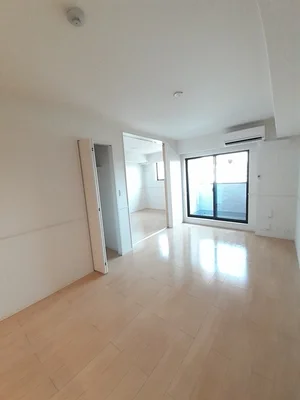 のマンスリーマンション・ウィークリーマンション「エクスペアテ　Ｄ 302・洋室(No.1365672)」メイン画像