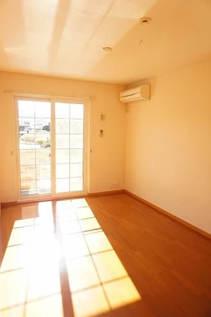 のマンスリーマンション・ウィークリーマンション「ブリリアント　アップルＢ 103・洋室(No.1365724)」メイン画像