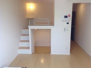 のマンスリーマンション・ウィークリーマンション「レオネクストポムールⅤ 102(No.1365781)」メイン画像