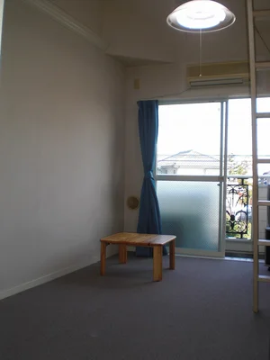 のマンスリーマンション・ウィークリーマンション「レオパレスＦＵＪＩ 203(No.1365819)」メイン画像