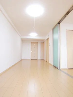 のマンスリーマンション・ウィークリーマンション「サンクレスト 102・洋室(No.1366084)」メイン画像