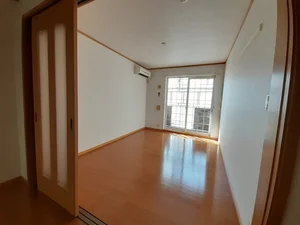 のマンスリーマンション・ウィークリーマンション「ウエストヒル・ウィズ 104・洋室(No.1366173)」メイン画像