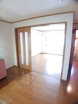 南丹市のマンスリーマンション・ウィークリーマンション「ウエストヒル・ウィズ 104・洋室(No.1366173)」メイン画像