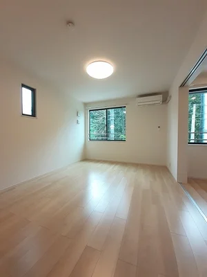 のマンスリーマンション・ウィークリーマンション「レヴァーク　ヒルズ 206・洋室(No.1366192)」メイン画像