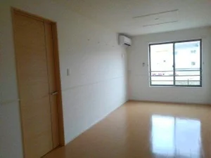 のマンスリーマンション・ウィークリーマンション「ソレイユ（田町） 105・洋室(No.1366196)」メイン画像