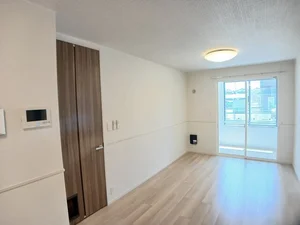 のマンスリーマンション・ウィークリーマンション「カーサ・リンドペローⅠ 103・洋室(No.1366200)」メイン画像