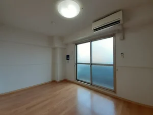 のマンスリーマンション・ウィークリーマンション「グランソレイユ　（川俣） 303・洋室(No.1366206)」メイン画像