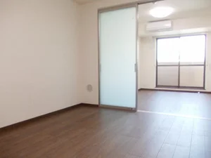 のマンスリーマンション・ウィークリーマンション「サンハイム平野宮町 403・洋室(No.1366207)」メイン画像