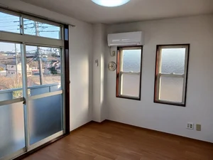 のマンスリーマンション・ウィークリーマンション「ファミール　シガ 201・洋室(No.1366225)」メイン画像