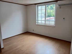 のマンスリーマンション・ウィークリーマンション「セトルフィールド 202・洋室(No.1366336)」メイン画像