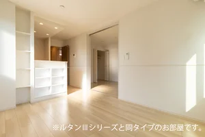 のマンスリーマンション・ウィークリーマンション「グラン　アヴェニールⅠ 103・洋室(No.1366359)」メイン画像