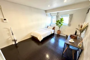 岐阜県のマンスリーマンション・ウィークリーマンション「【岐阜市美園町/岐阜駅徒歩11分/無料Wi-Fi/FireTVstick設置/駐車場有】マンスリーベースJP G003 2B(No.1366637)」メイン画像