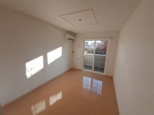 のマンスリーマンション・ウィークリーマンション「カーサ・ソーレ　Ｂ 102・洋室(No.1366778)」メイン画像