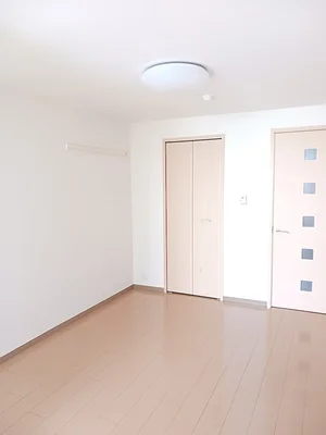 小田原市立病院周辺のマンスリーマンション・ウィークリーマンション「ラ　フエンテ 105・洋室(No.1366811)」メイン画像