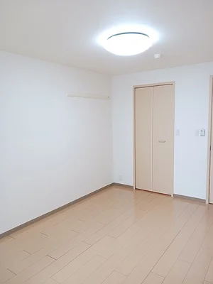 小田原市立病院周辺のマンスリーマンション・ウィークリーマンション「ラ　フエンテ 103・洋室(No.1366812)」メイン画像