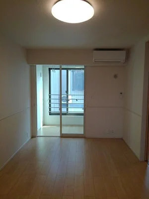 のマンスリーマンション・ウィークリーマンション「チェリーツリーやえ　Ⅰ 204・洋室(No.1366885)」メイン画像