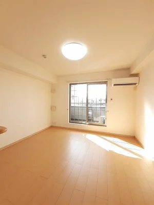 のマンスリーマンション・ウィークリーマンション「ＧＡＲＤＥＮ　泉 202・洋室(No.1366960)」メイン画像