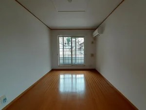 のマンスリーマンション・ウィークリーマンション「カーサ　セレノ　Ａ 203・洋室(No.1366989)」メイン画像