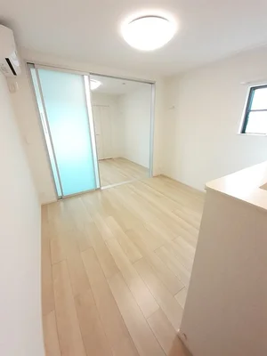 のマンスリーマンション・ウィークリーマンション「鈴蘭館 204・洋室(No.1367032)」メイン画像