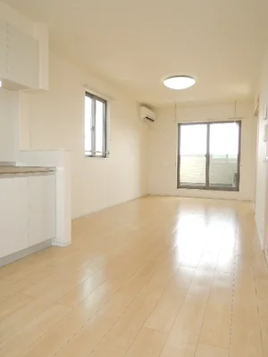 のマンスリーマンション・ウィークリーマンション「コウジィ－コ－トⅢ 301・洋室(No.1367212)」メイン画像