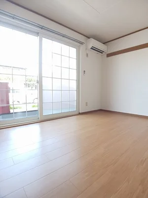 観音寺駅（香川県）のマンスリーマンション・ウィークリーマンション「コリーヌ　ＨＩＲＡＯＫＡ　Ａ 101・洋室(No.1367248)」メイン画像