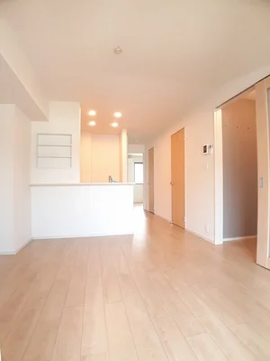 のマンスリーマンション・ウィークリーマンション「クインス　Ｂ 102・洋室(No.1367256)」メイン画像