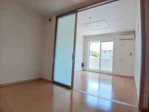 のマンスリーマンション・ウィークリーマンション「ウイステリアⅡ　Ａ 102・洋室(No.1367295)」メイン画像