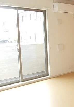 のマンスリーマンション・ウィークリーマンション「ビサイド・ジェルメ 101・洋室(No.1367300)」メイン画像