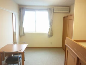 人間総合科学大学蓮田キャンパス周辺のマンスリーマンション・ウィークリーマンション「レオパレスＲｅｄｓ　Ｐｌａｃｅ 203(No.1367405)」メイン画像