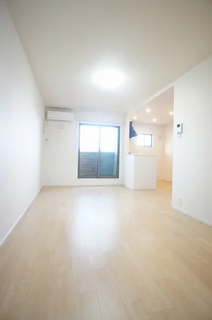 のマンスリーマンション・ウィークリーマンション「ミルトメゾン・Ｙ　Ⅱ 202・洋室(No.1367549)」メイン画像