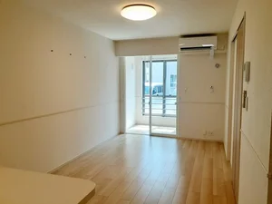 のマンスリーマンション・ウィークリーマンション「カルマーティⅡ 104・洋室(No.1367639)」メイン画像