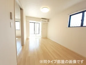 のマンスリーマンション・ウィークリーマンション「ソラティオ 105・洋室(No.1367646)」メイン画像