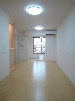 のマンスリーマンション・ウィークリーマンション「アマービレⅢ 202・洋室(No.1367724)」メイン画像