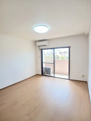 のマンスリーマンション・ウィークリーマンション「サンセール居石公園前 202・洋室(No.1367776)」メイン画像