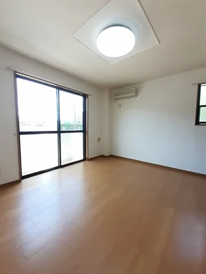 のマンスリーマンション・ウィークリーマンション「ファミール・ユウ 203・洋室(No.1367793)」メイン画像