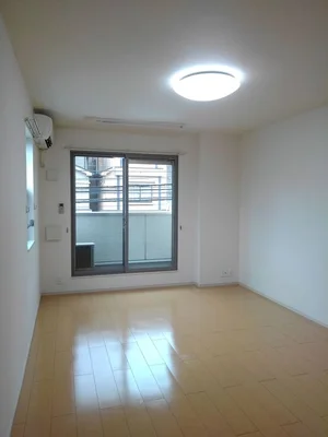 のマンスリーマンション・ウィークリーマンション「メゾン　ド　ソレイユ 201・洋室(No.1367862)」メイン画像