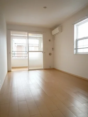 のマンスリーマンション・ウィークリーマンション「ベリー　ストーン 201・洋室(No.1367890)」メイン画像