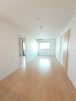 のマンスリーマンション・ウィークリーマンション「ヒューゲルハイムⅡ 105・洋室(No.1367965)」メイン画像