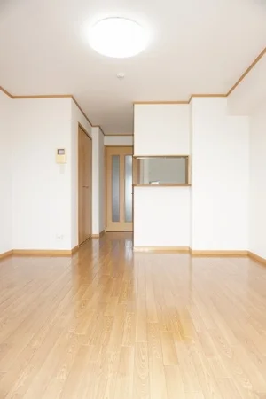 のマンスリーマンション・ウィークリーマンション「サンピアス　江川 102・洋室(No.1368039)」メイン画像