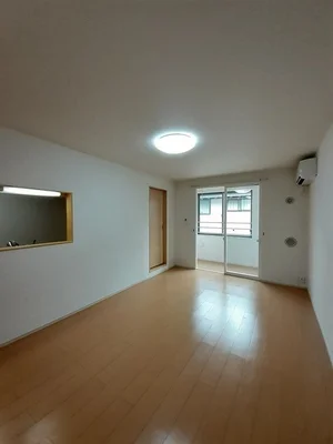 のマンスリーマンション・ウィークリーマンション「ベルフォーレ城山Ⅱ 203・洋室(No.1368074)」メイン画像